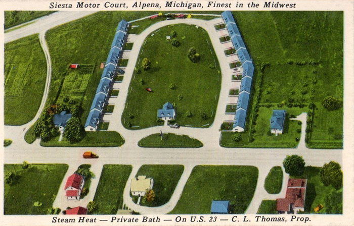 Siesta Motor Court - Old Postcard (newer photo)